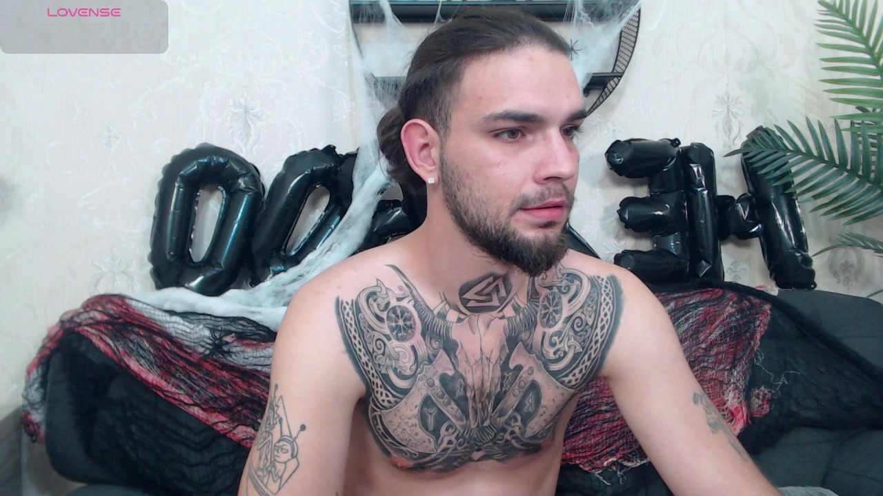 DanyelCarter Live Cam Screenshot – 2025-10-23 21:33:54