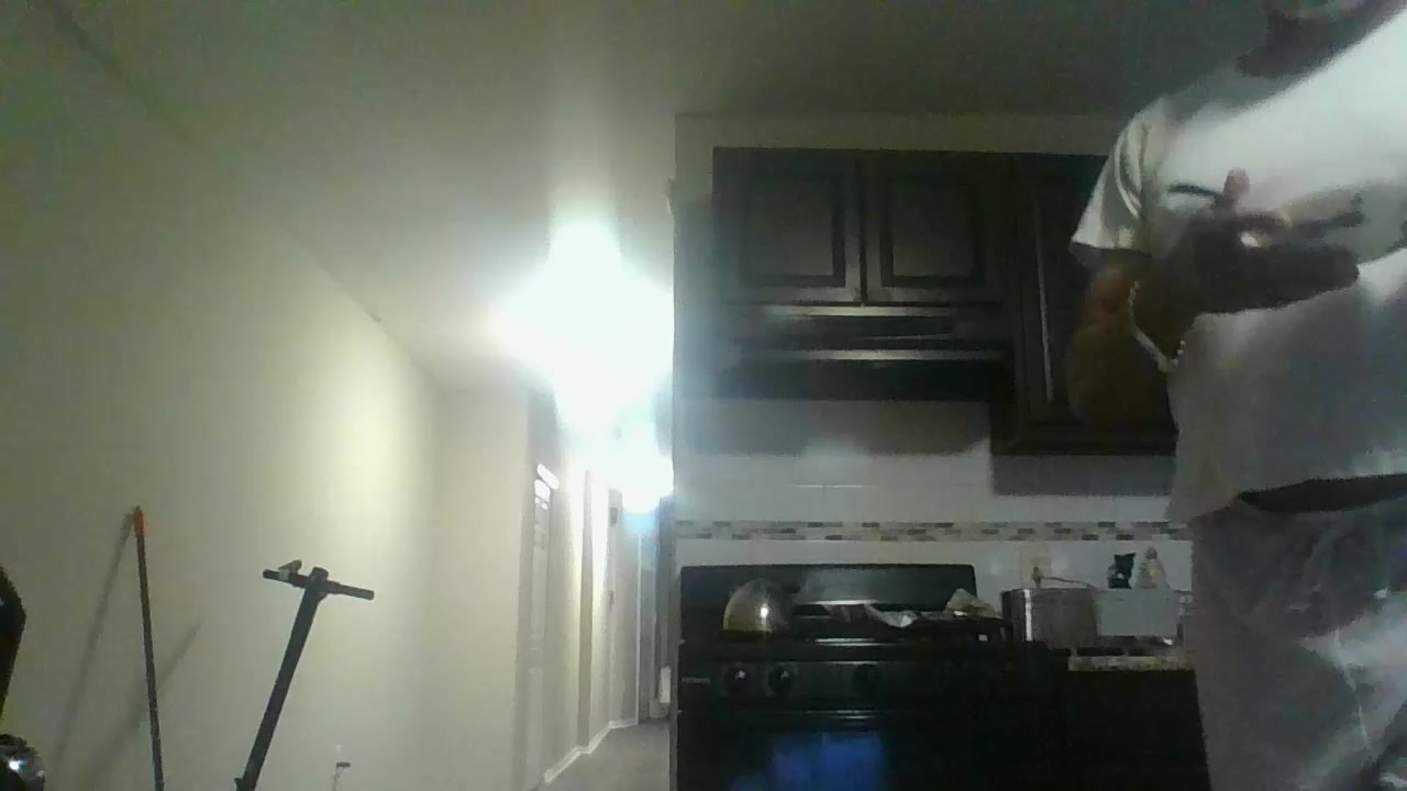 Darrin080 Live Cam Screenshot – 2025-08-04 02:32:16