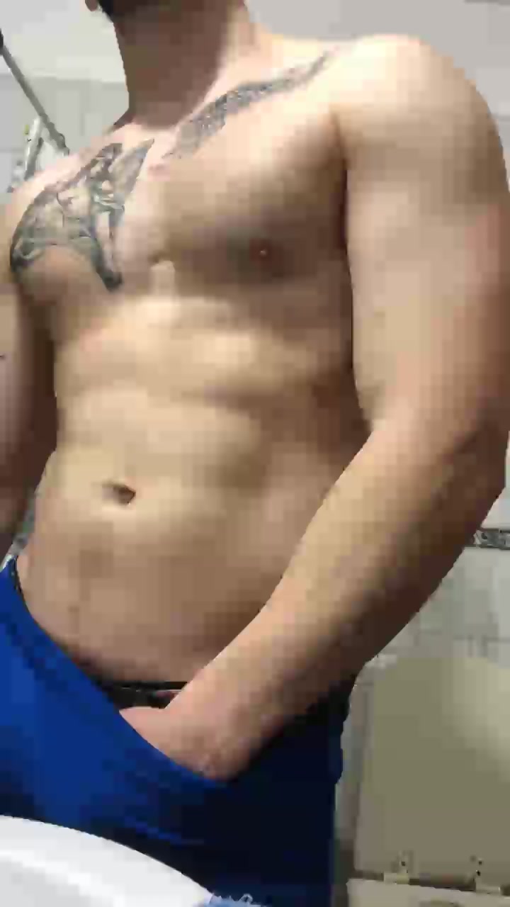 David98david Live Cam Screenshot – 2025-08-24 23:56:24