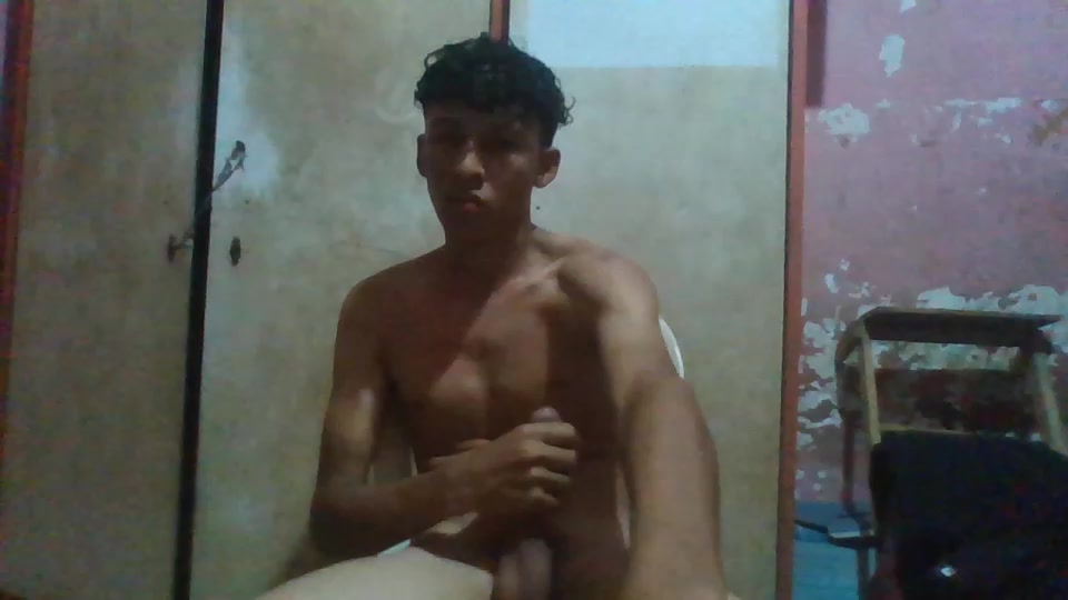Davii2345 Live Cam Screenshot – 2025-08-26 04:37:16