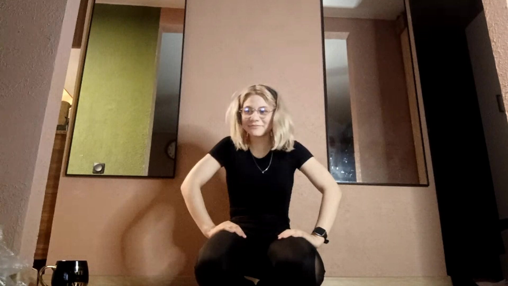 DavinaKummerow Live Cam Screenshot – 2025-08-05 16:39:51