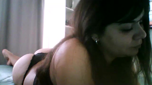 DeluxeDesir Live Cam Screenshot – 2025-09-11 19:33:15