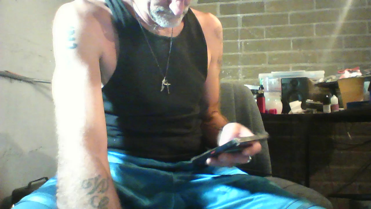 DenYSwaFf Live Cam Screenshot – 2025-08-04 03:30:32