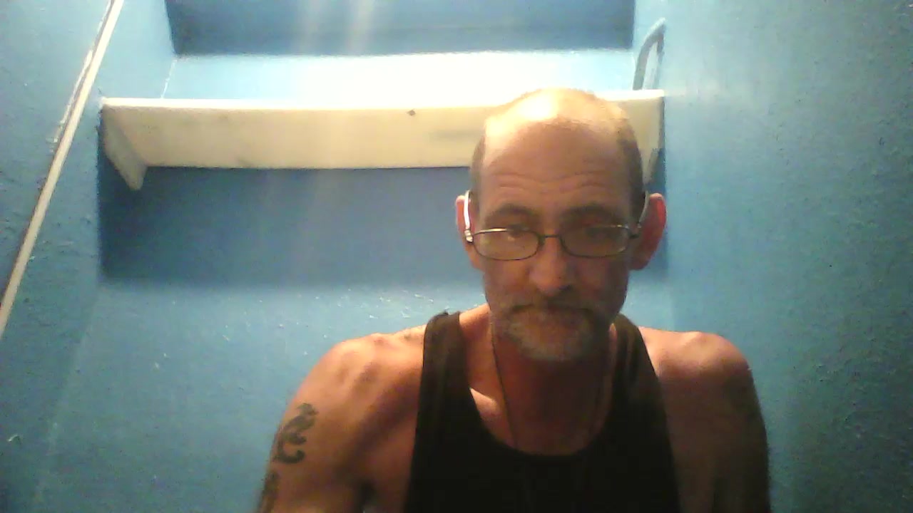 DenYSwaFf Live Cam Screenshot – 2025-08-04 06:02:47