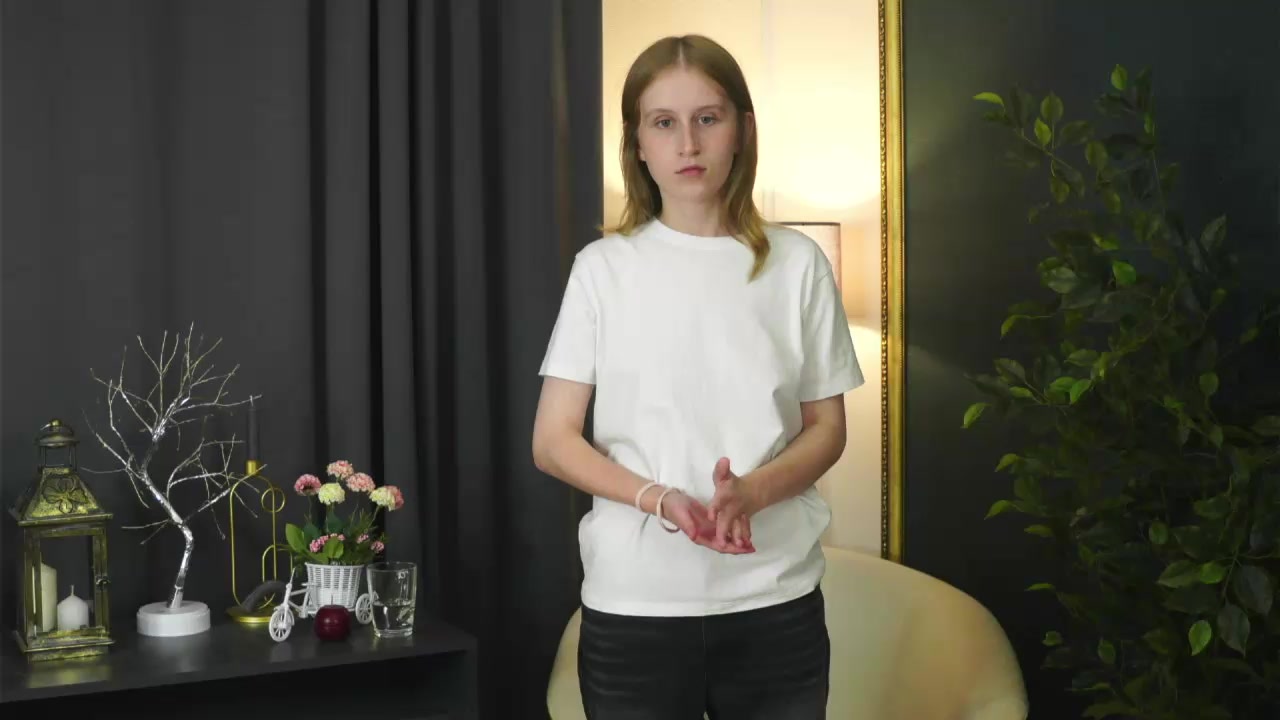 DeniseFontan Live Cam Screenshot – 2025-09-03 11:41:15