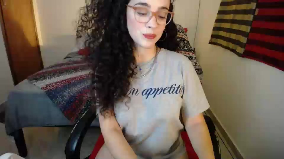 DizzyMissLizzyL Live Cam Screenshot – 2025-08-20 00:18:16