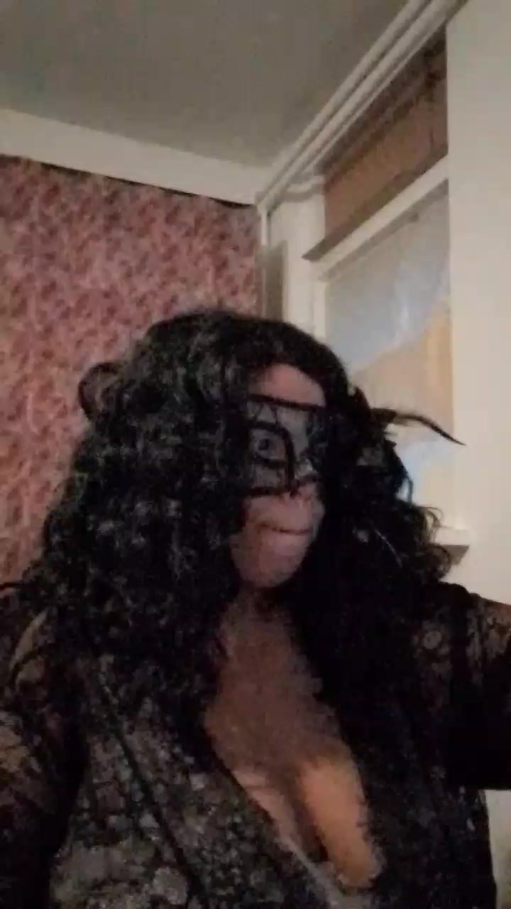 DjamiRose Live Cam Screenshot – 2025-08-05 19:19:03