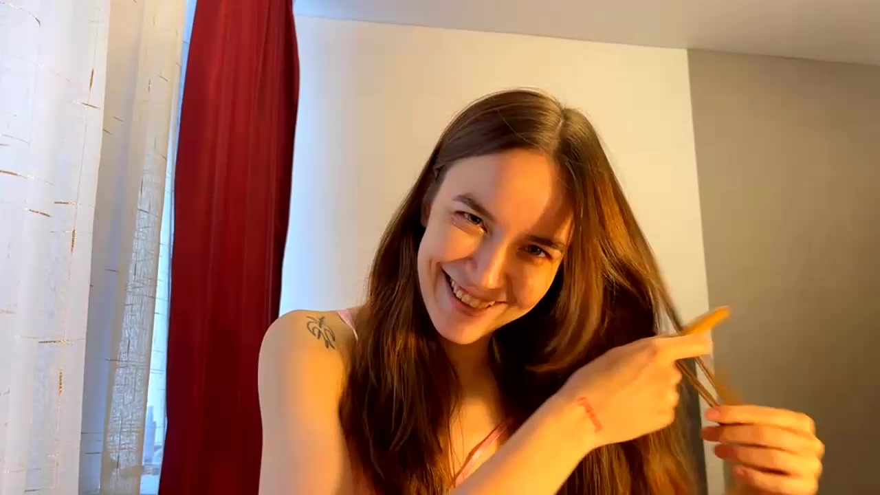 DollieJapp Live Cam Screenshot – 2025-09-09 14:06:26