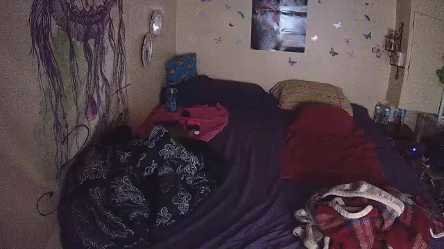 DominoQuinn Live Cam Screenshot – 2025-08-28 02:08:59