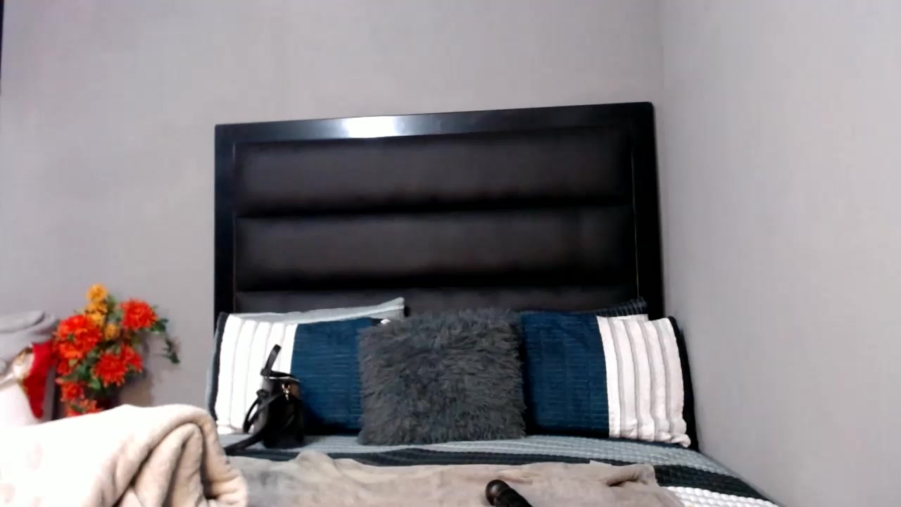 DorisDoll Live Cam Screenshot – 2025-09-10 00:16:13