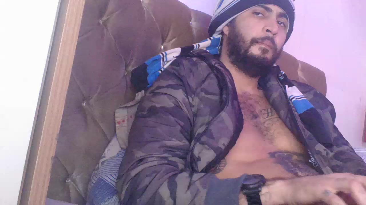 DreamCoupleBR Live Cam Screenshot – 2025-08-05 14:28:05