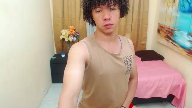 ELIAS_BIGCOCK Live Cam Screenshot – 2025-08-05 04:54:08