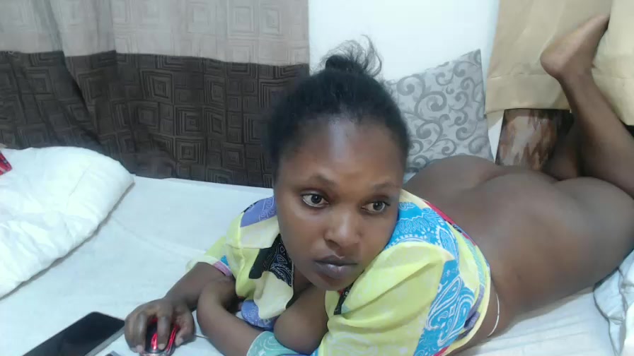Ebonykara Live Cam Screenshot – 2025-08-15 12:54:42