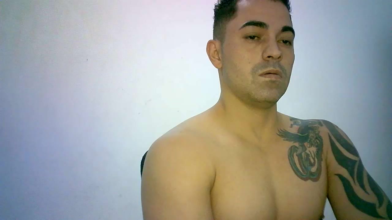 Eddy_V Live Cam Screenshot – 2025-08-21 06:31:20