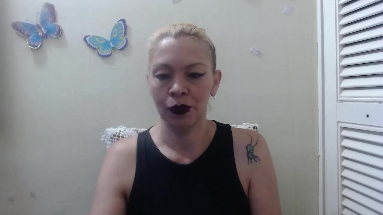 Elektra_momy Live Cam Screenshot – 2025-08-14 16:26:35