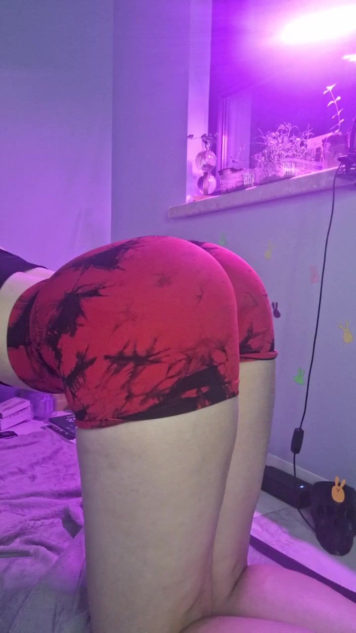 EroticSynthGod Live Cam Screenshot – 2025-08-15 19:59:27