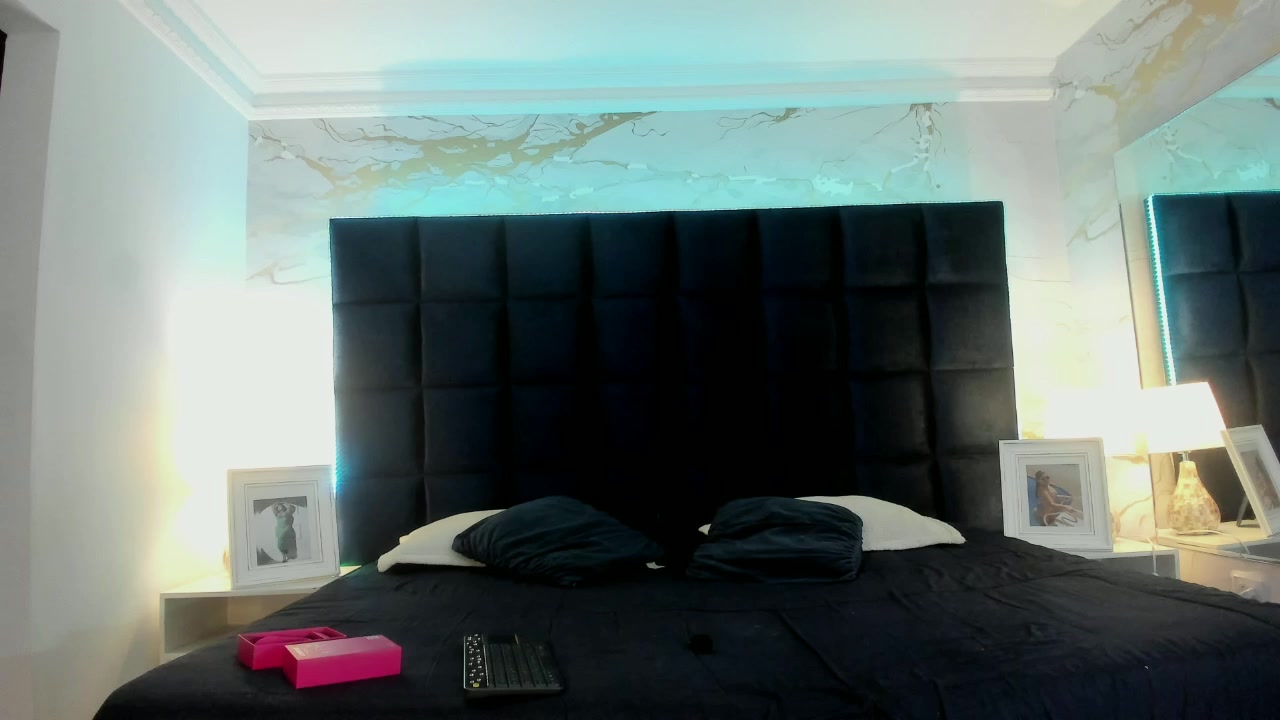 Evelin_mason Live Cam Screenshot – 2025-08-22 22:37:20