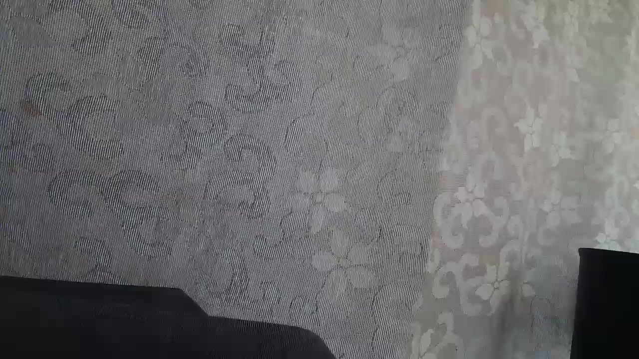 Evelynes Live Cam Screenshot – 2025-10-11 09:17:59