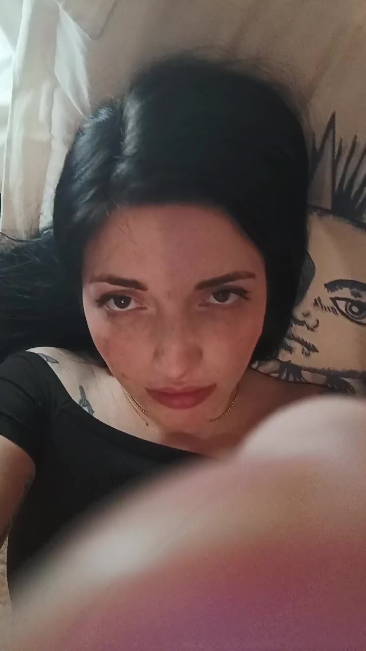 Fairysabbathhhh Live Cam Screenshot – 2025-08-06 01:16:41