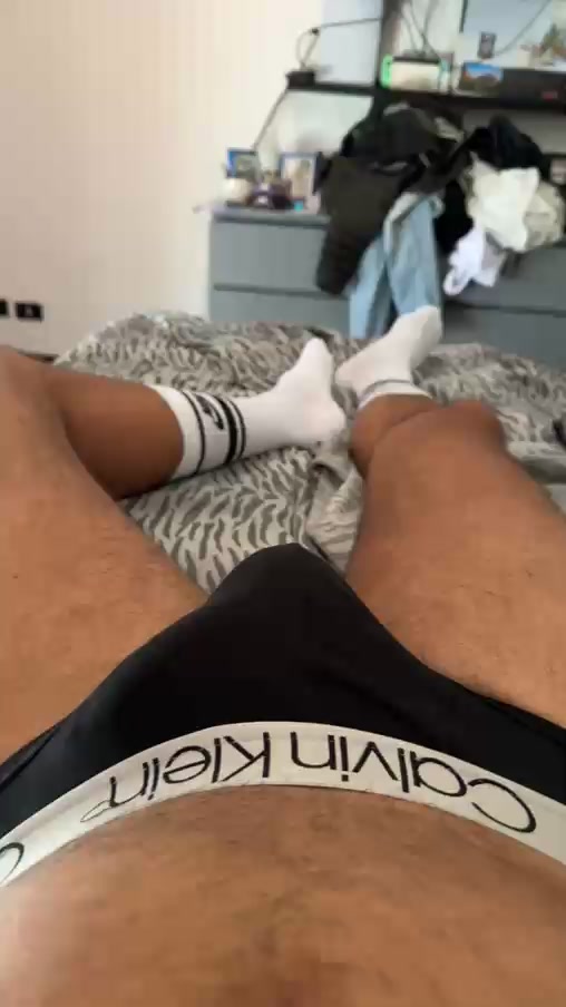 FeetPorco92 Live Cam Screenshot – 2025-08-04 11:36:55