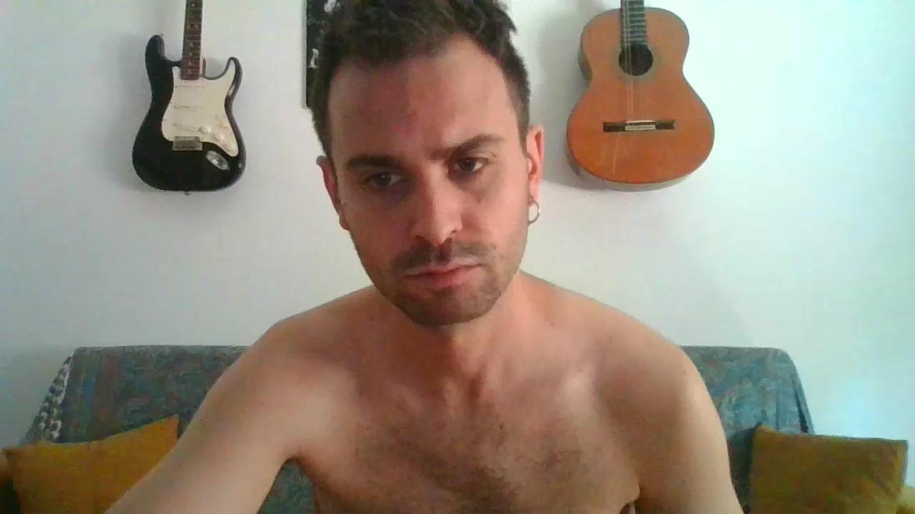 FetishSlave92 Live Cam Screenshot – 2025-08-04 09:28:11