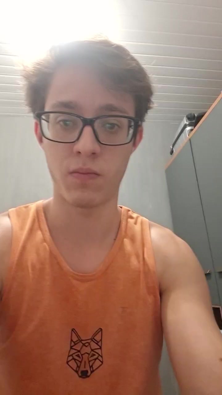 Filmemvtr Live Cam Screenshot – 2025-08-25 02:28:14