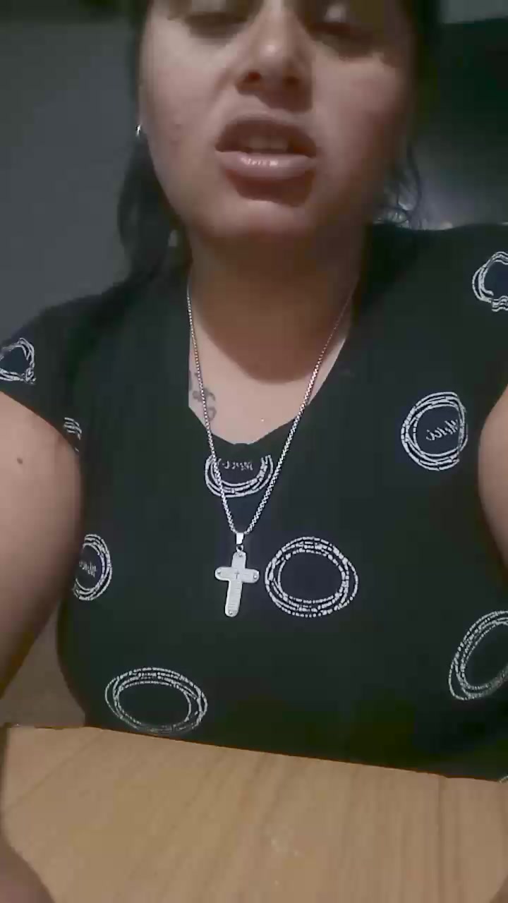 Flor1994 Live Cam Screenshot – 2025-08-12 18:16:18