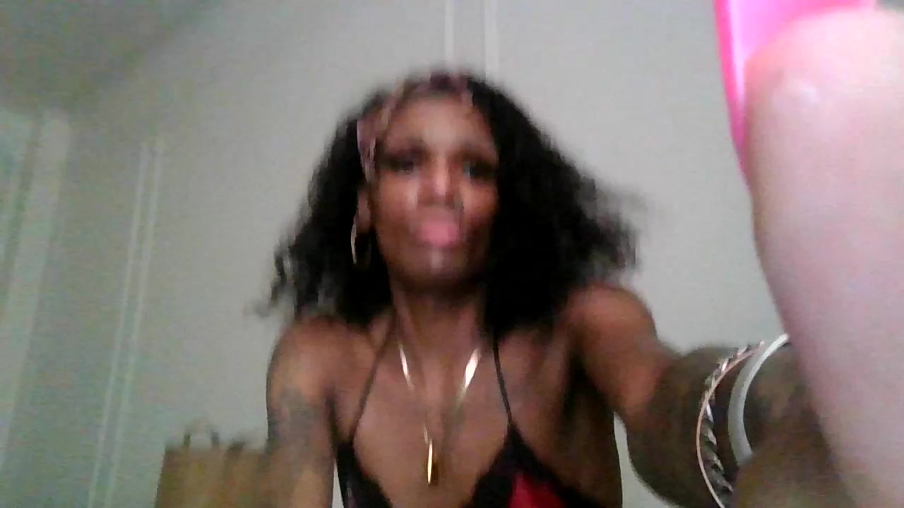 ForeignLifePOSH Live Cam Screenshot – 2025-08-05 21:45:14