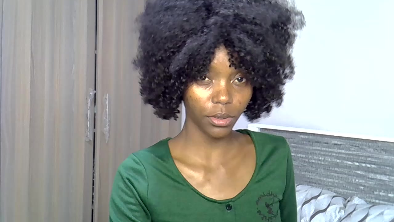 Freakycara Live Cam Screenshot – 2025-08-05 13:42:04