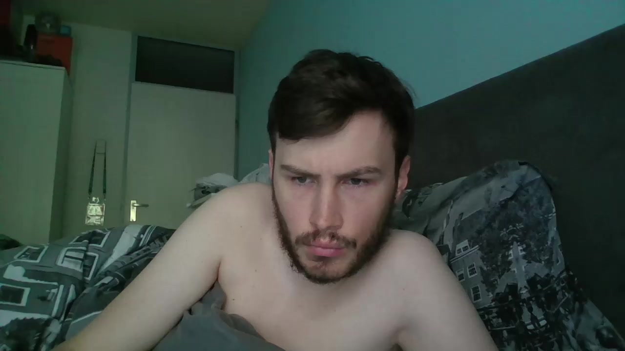 GeorgeKings Live Cam Screenshot – 2025-08-12 07:50:20