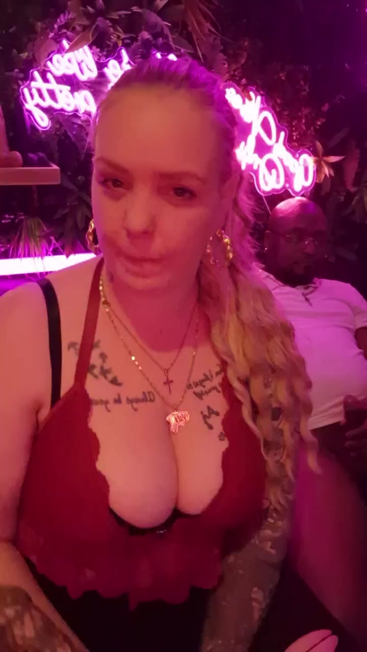 Gipsygirl1994 Live Cam Screenshot – 2025-10-01 21:40:57
