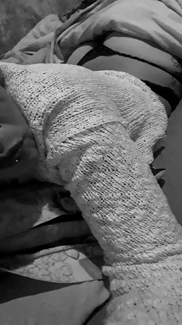 Gisella87 Live Cam Screenshot –  
