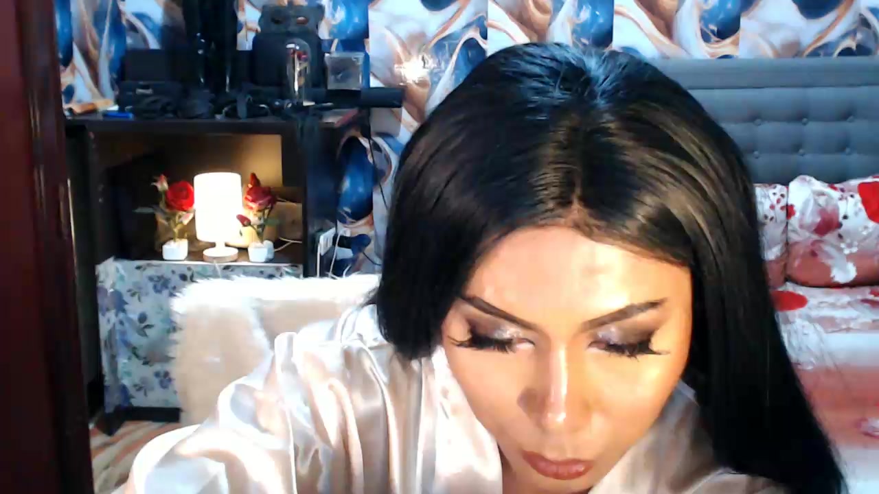 GoddessManiac Live Cam Screenshot – 2025-08-16 00:48:55