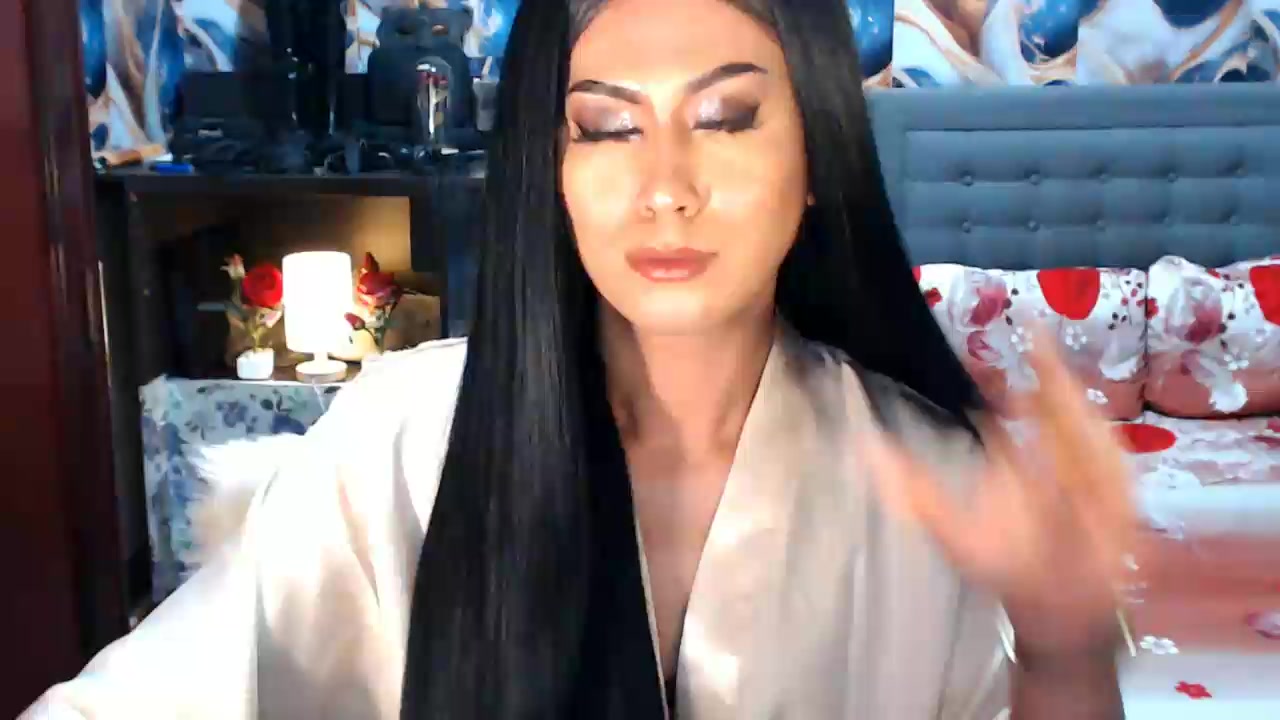GoddessManiac Live Cam Screenshot – 2025-08-16 01:20:26