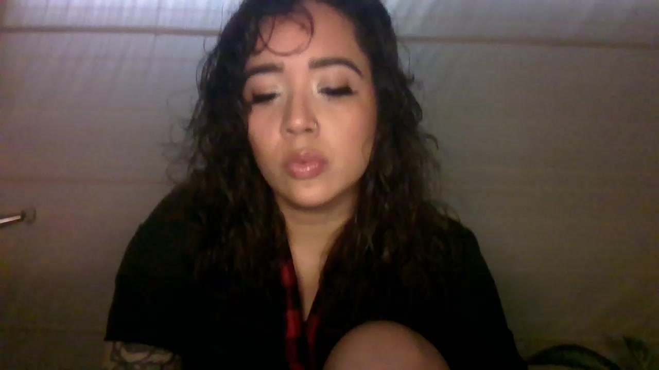 GypsyMamacita Live Cam Screenshot – 2025-08-30 19:44:28