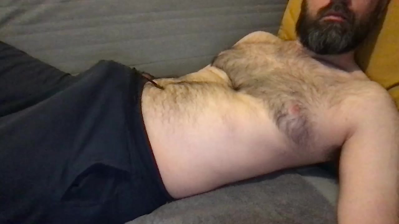 HairyFrenchMan Live Cam Screenshot – 2025-08-05 07:37:02