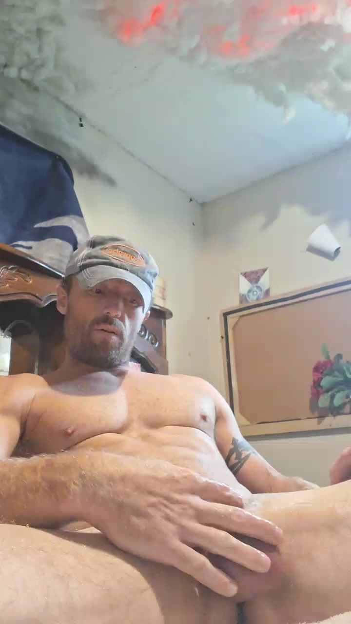 HardDnTightP Live Cam Screenshot – 2025-08-23 15:22:20