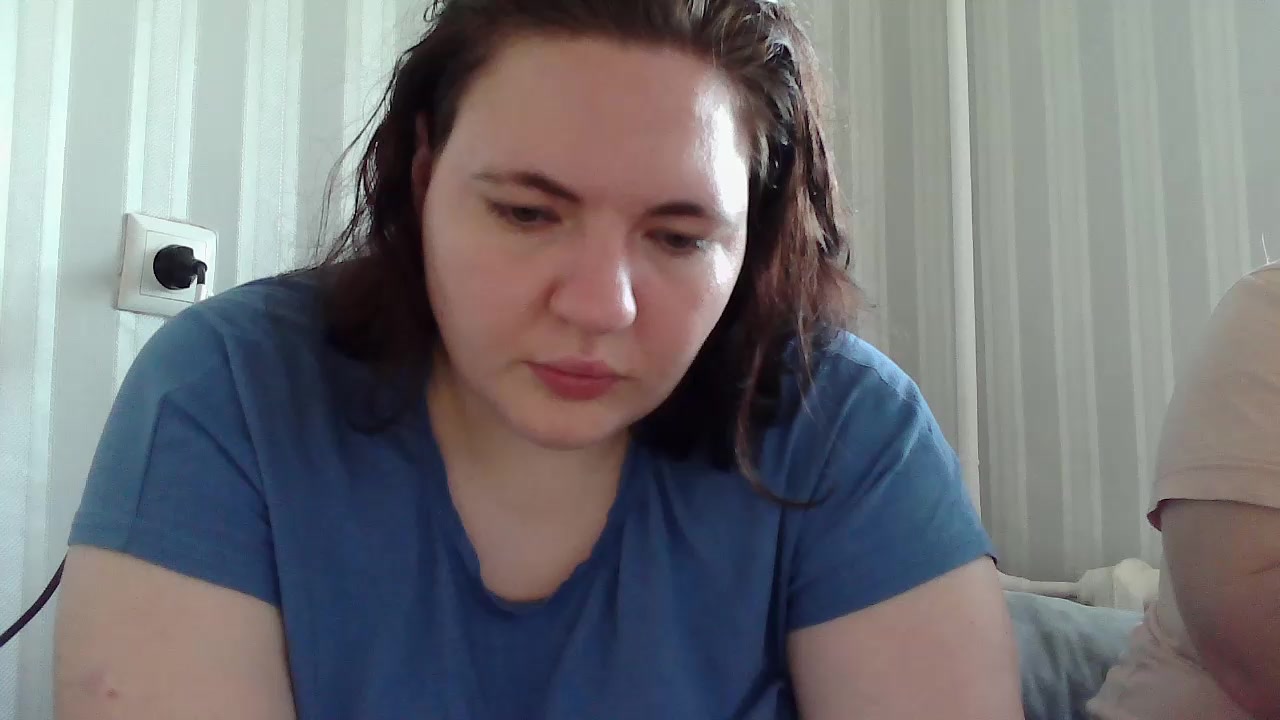 HollyXEva Live Cam Screenshot – 2025-08-12 16:09:40