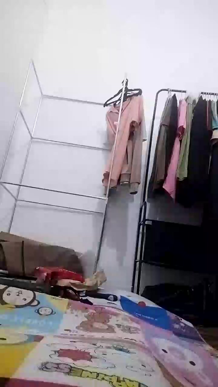 Hotasiapinoy Live Cam Screenshot – 2025-08-21 00:48:24