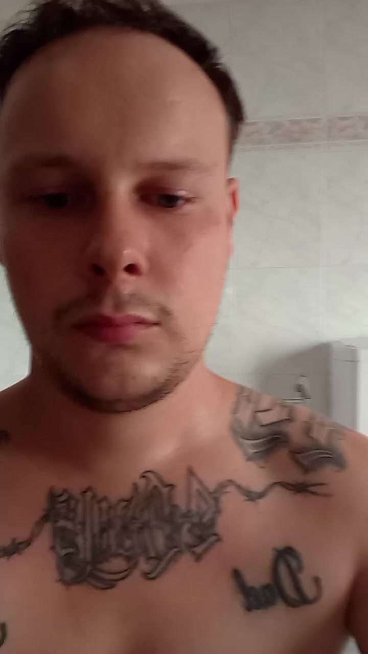 Hotboy1999grr Live Cam Screenshot – 2025-08-04 17:19:58