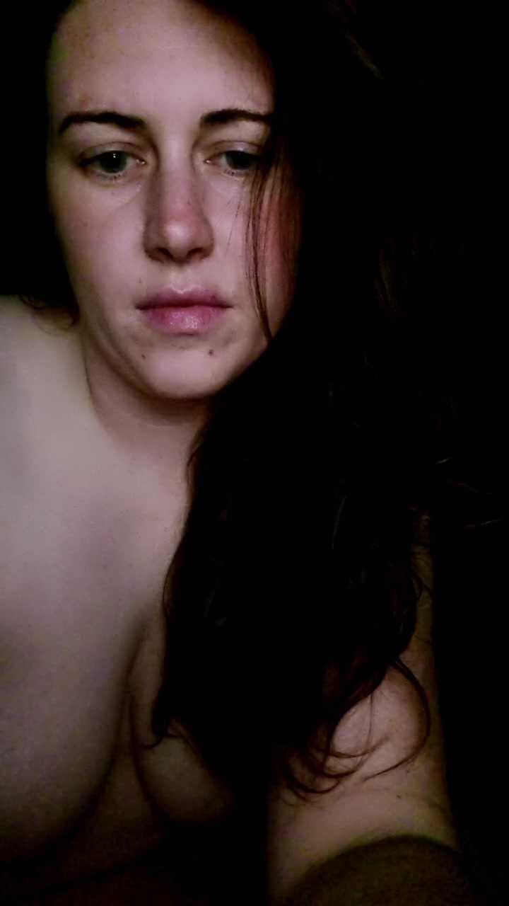 Hotbrunette284 Live Cam Screenshot – 2025-08-03 23:01:06