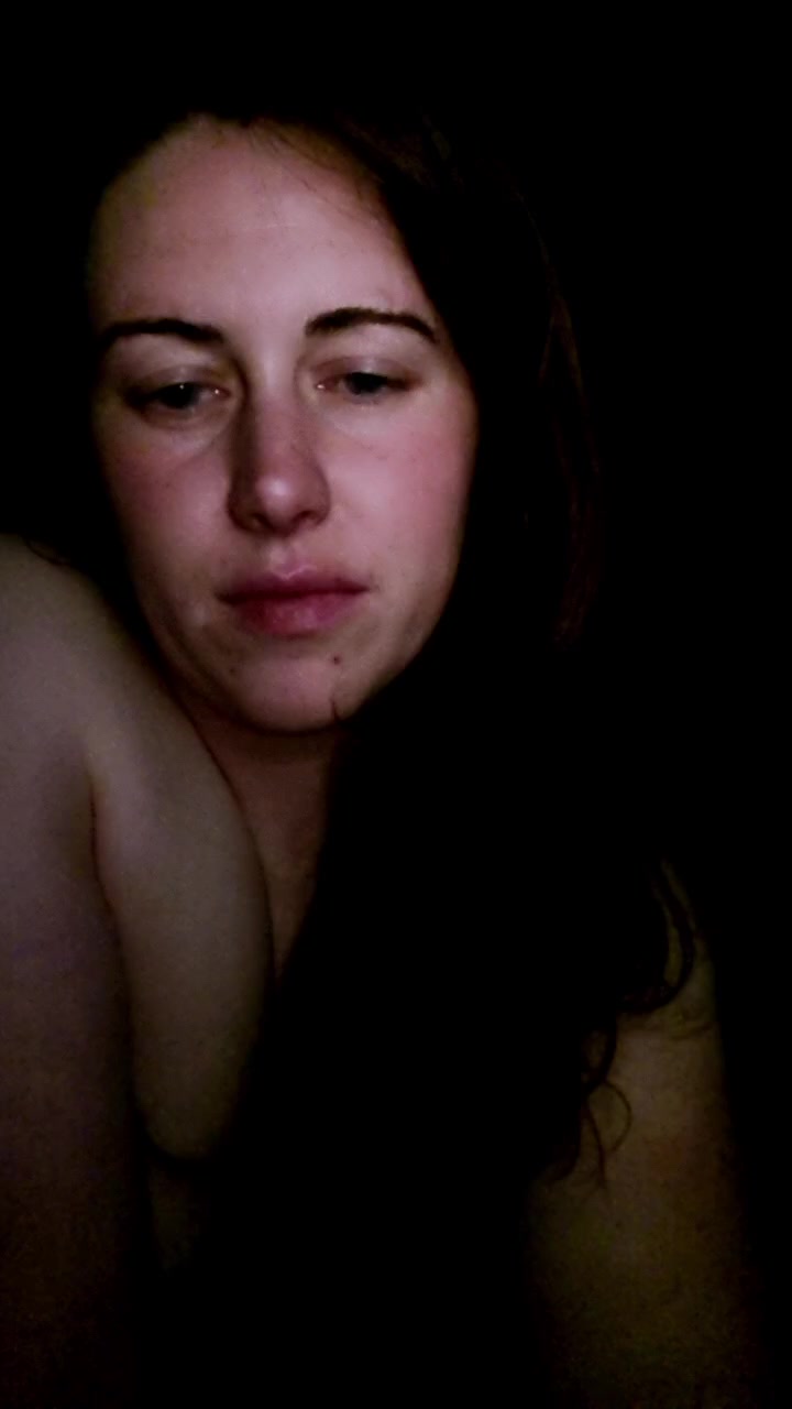 Hotbrunette284 Live Cam Screenshot – 2025-08-03 23:19:43
