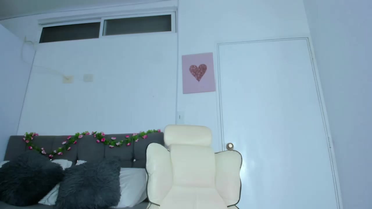 IamCloe Live Cam Screenshot – 2025-09-02 19:23:39