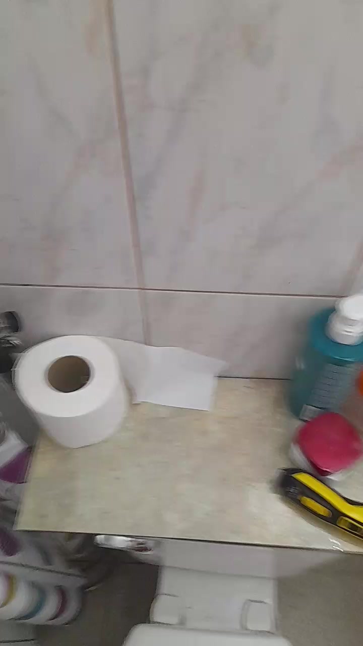 Ivan2727a Live Cam Screenshot – 2025-08-06 01:13:11