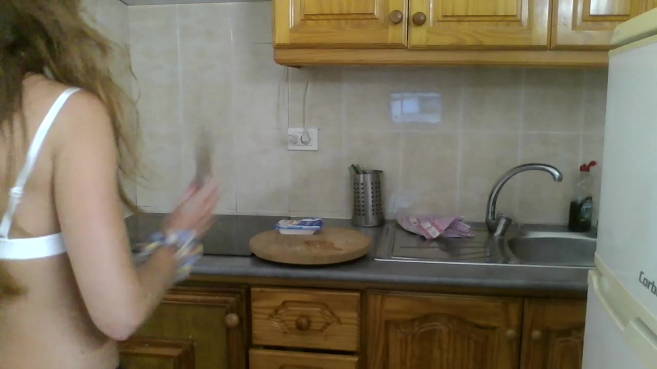 Jasminebasta Live Cam Screenshot – 2025-08-12 14:45:44
