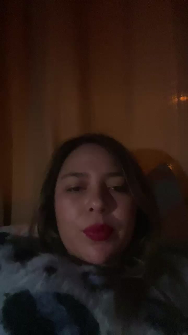 Javiera0809 Live Cam Screenshot – 2025-08-24 03:42:27