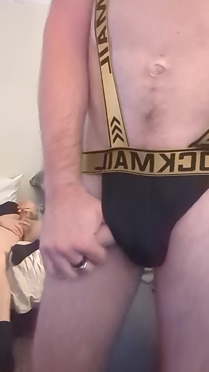 JetBluXXX Live Cam Screenshot – 2025-09-13 00:09:43