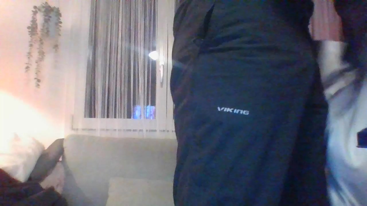 JimsuiXXX Live Cam Screenshot – 2025-08-20 00:35:01