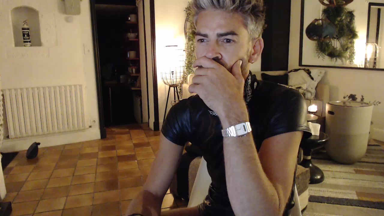 JoPaul Live Cam Screenshot – 2025-09-13 22:32:04