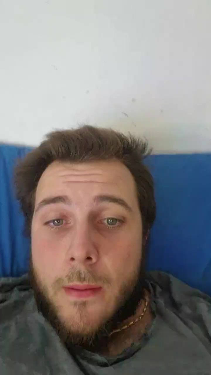 Jonny20cm Live Cam Screenshot – 2025-08-19 15:46:55